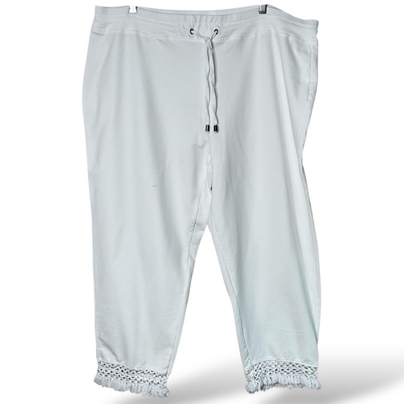 ONQUE Stretch Cotton Knit Straight Leg Pants Crochet Trim Pull On Style US Sz 2X - Picture 3 of 11